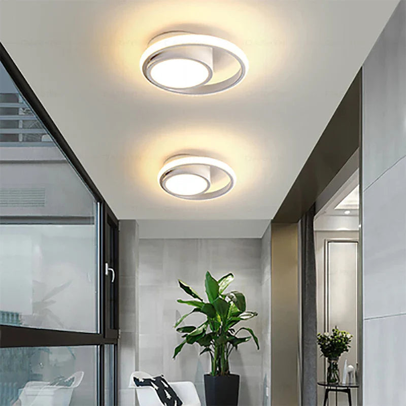 LumièreClair – Plafonnier LED Moderne pour Couloirs et Entrées - Rynova