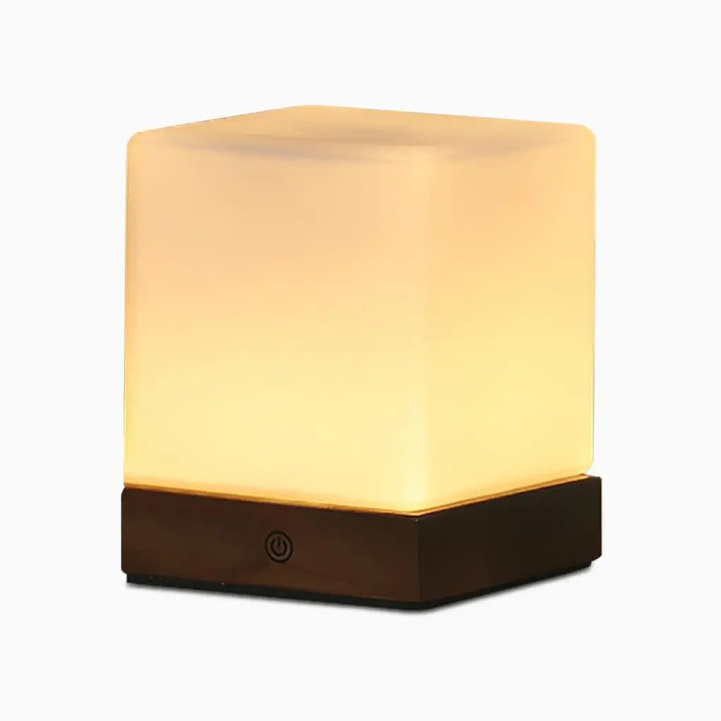 LumioCube - Lampe de Table LED Sans Fil à Batterie pour Bureau Design Nordique - Rynova