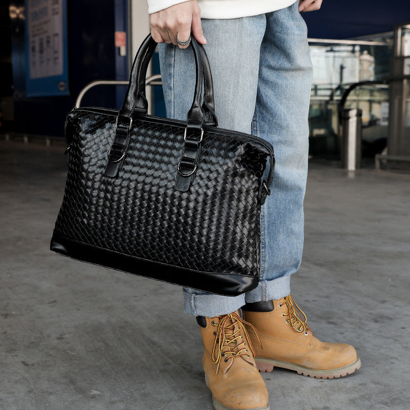 Élégance Homme – Sac en Cuir Tressé pour Ordinateur Portable - Rynova