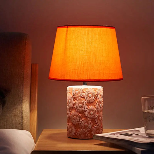 LumiFlexia - Lampe de Table Orange Évasée avec Base Découpée en Tournesol - Rynova