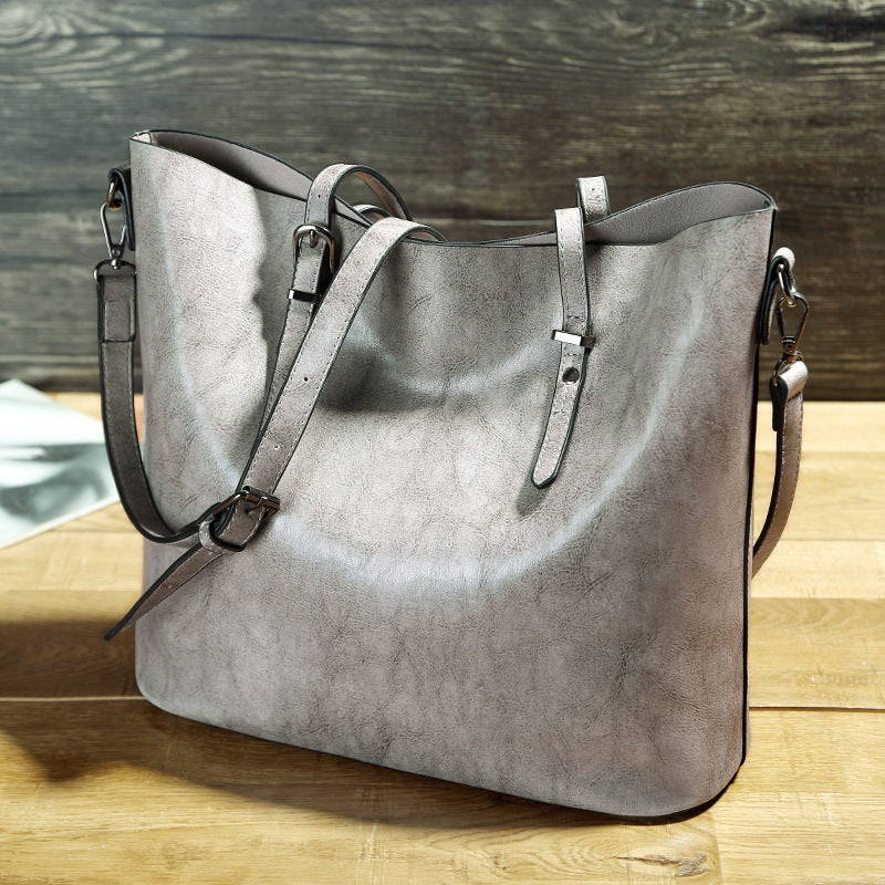 ÉléganceCuir - Sac Porté Épaule en Cuir Ciré, Style Tote Pratique - Rynova