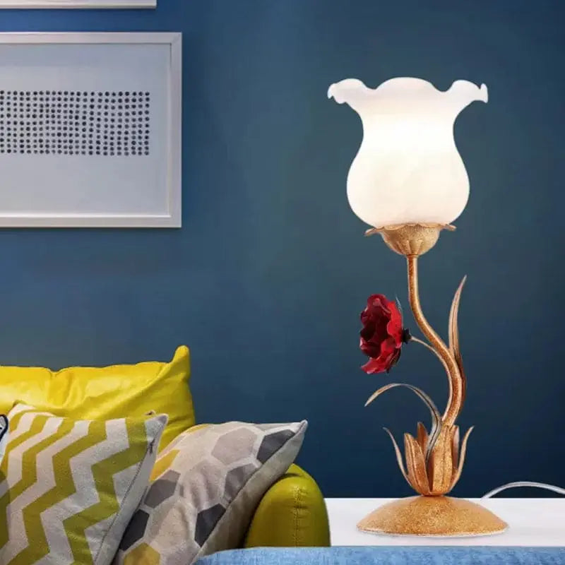 FleurieLuxe - Lampe de Table avec Design Floral pour Commode - Rynova