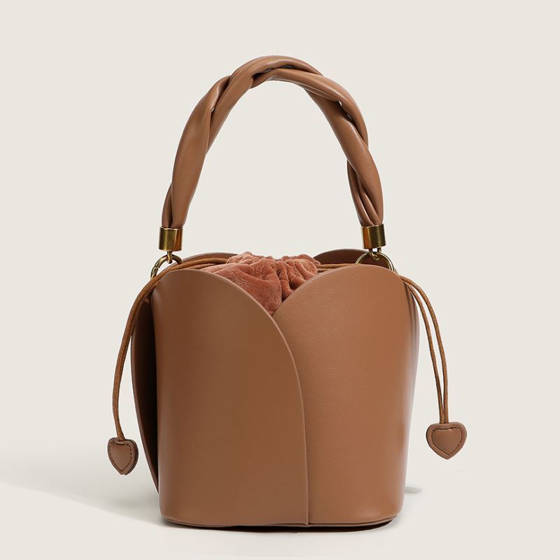 Sac à Main Élégant en Cuir Véritable - Sac Bandoulière Style Fleur de Luxe - Rynova