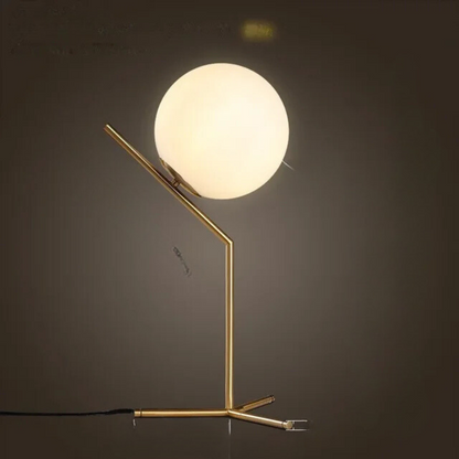 VerreLume – Lampe de Table en Verre Élégante pour Lecture et Décoration - Rynova