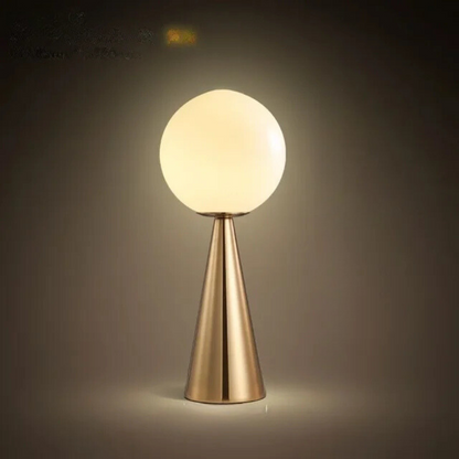 VerreLume – Lampe de Table en Verre Élégante pour Lecture et Décoration - Rynova