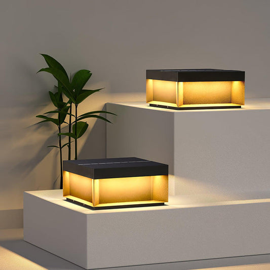 LumiJardin - Lampe solaire extérieure polyvalente et étanche - Rynova