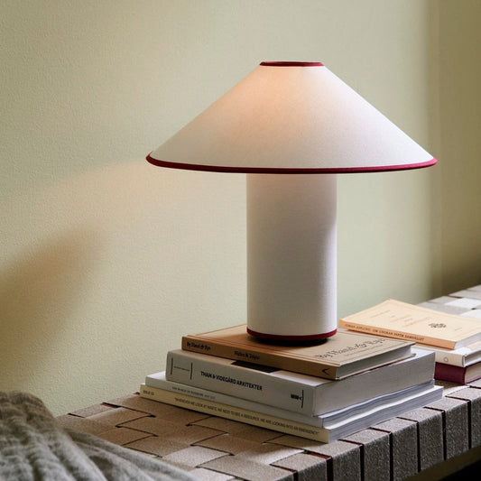 LumiColette – Lampe de table moderne et élégante - Rynova