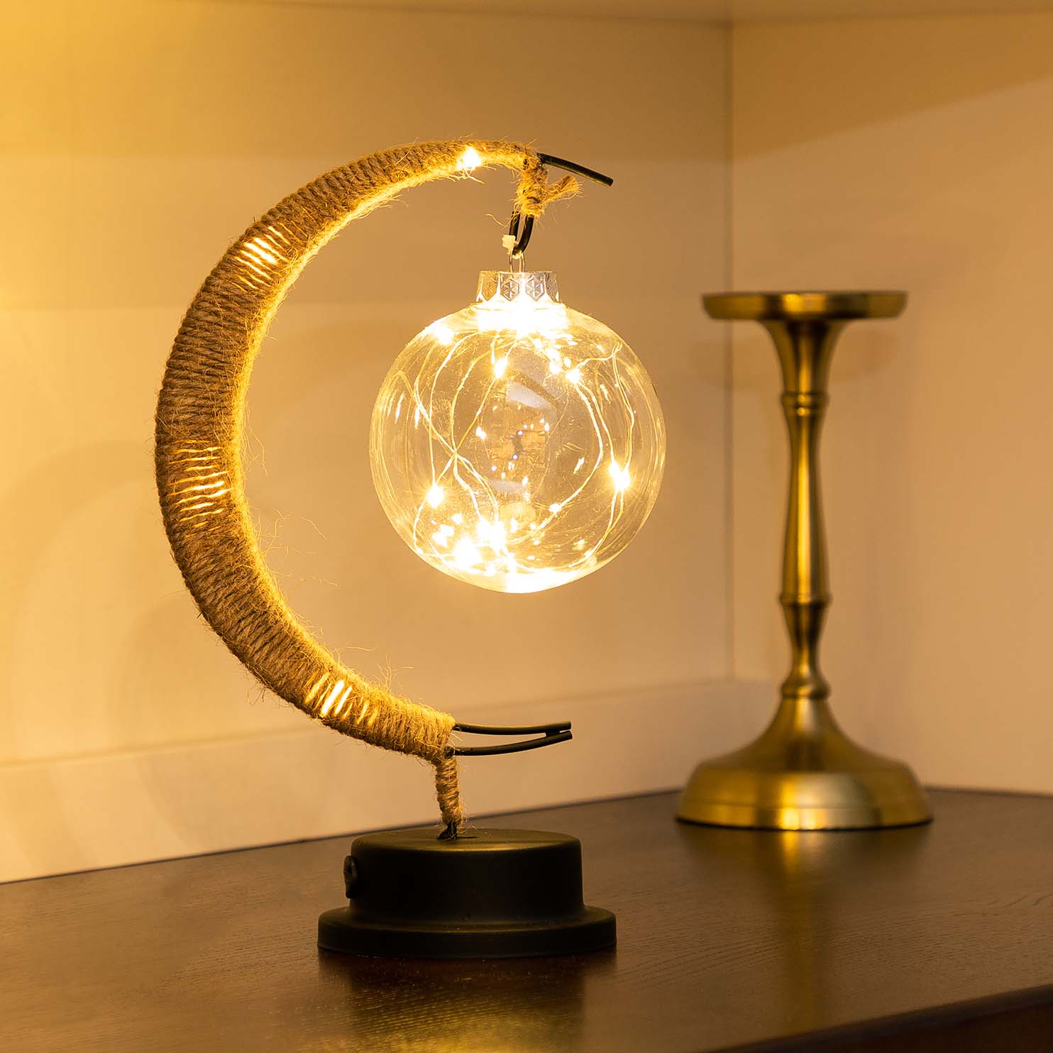 Lune Enchantée – Lampe Magique en Forme de Lune - Rynova