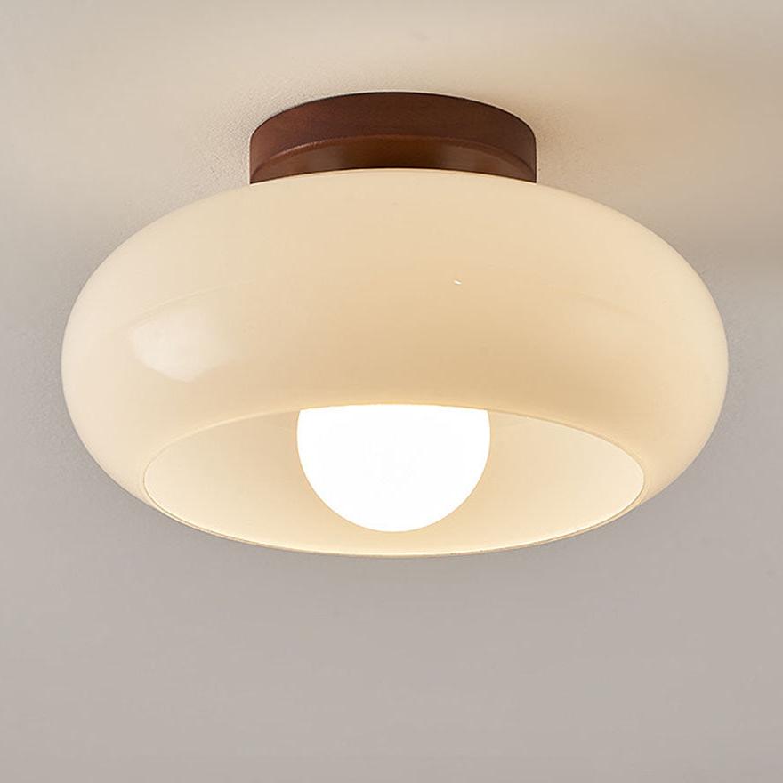 RetroLumi – Petite lampe de plafond blanche au charme vintage - Rynova