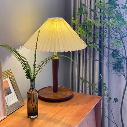 RétroBois – Lampe Plissée en Bois pour Ambiance Nostalgique - Rynova