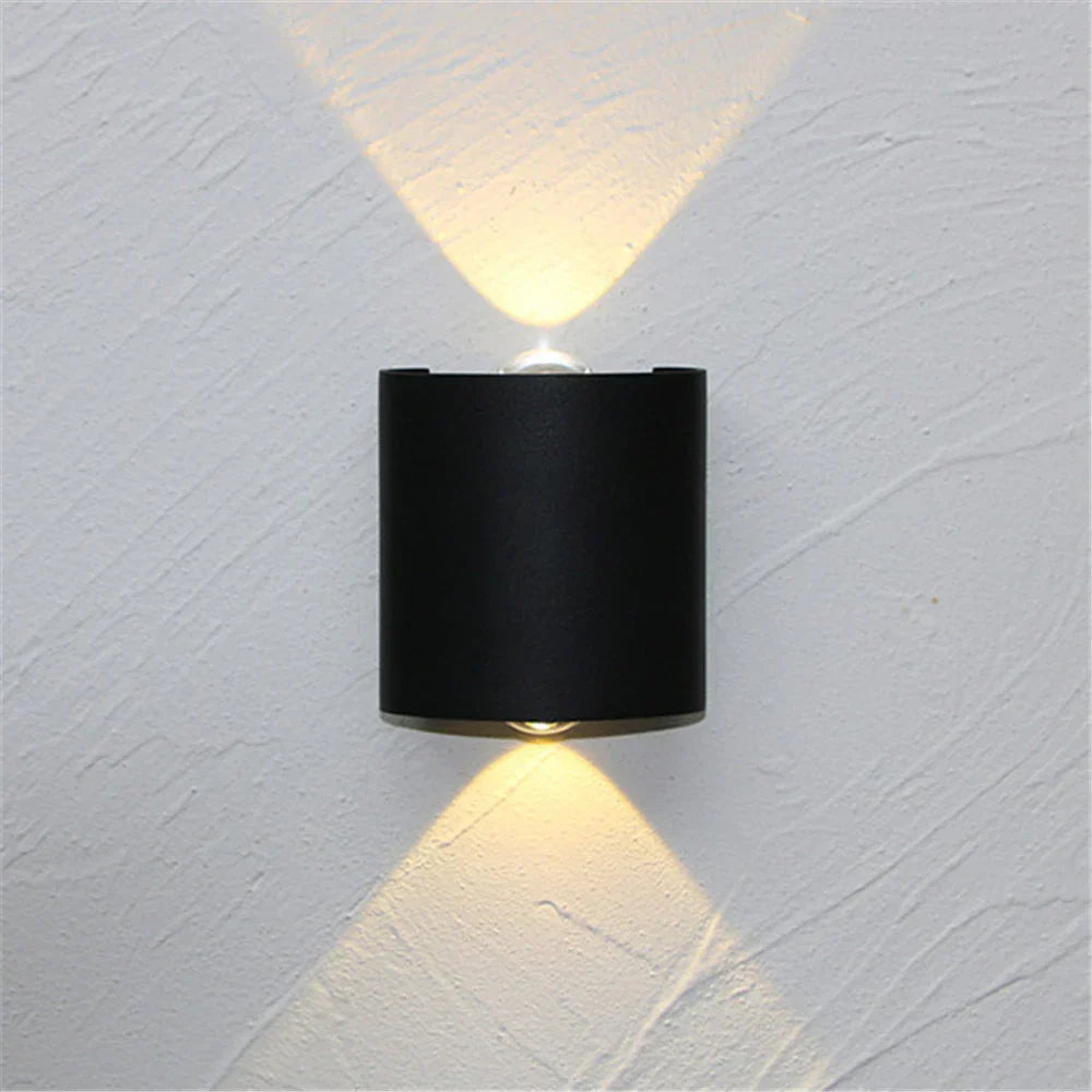 ÉclaiZen - Applique Murale LED Moderne et Élégante - Rynova