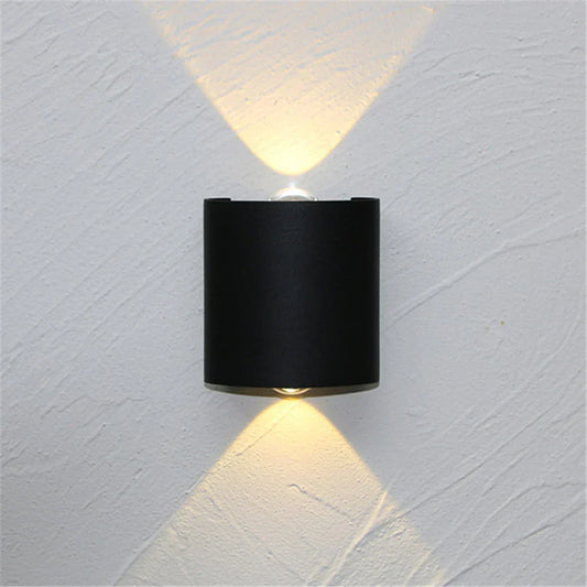 ÉclaiZen - Applique Murale LED Moderne et Élégante - Rynova