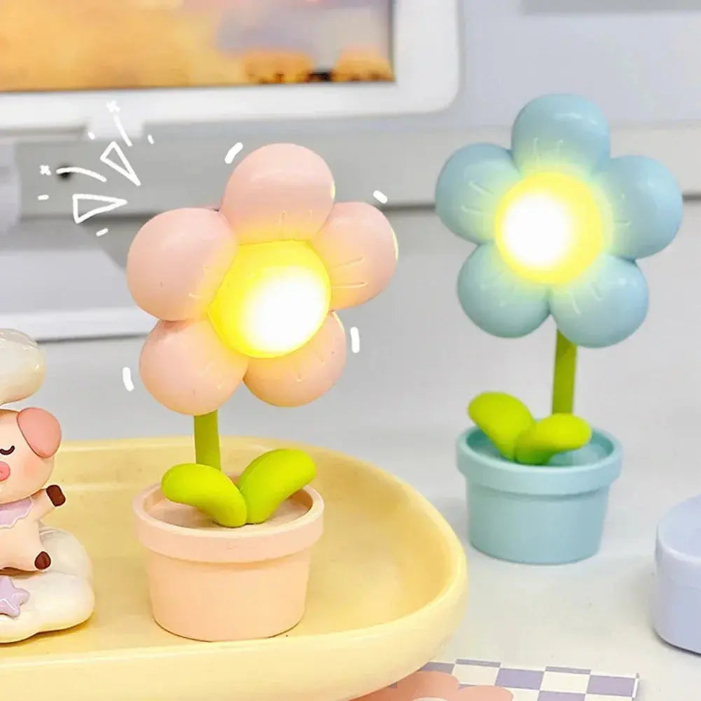 FleurLumière - Petite Lampe de Table en Forme de Fleur - Rynova