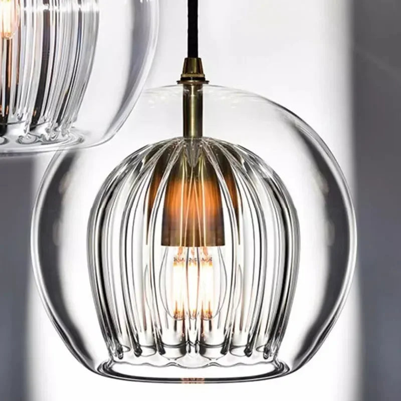 SphèreLuxe – Suspension Moderne en Verre pour Éclairage Élégant - Rynova