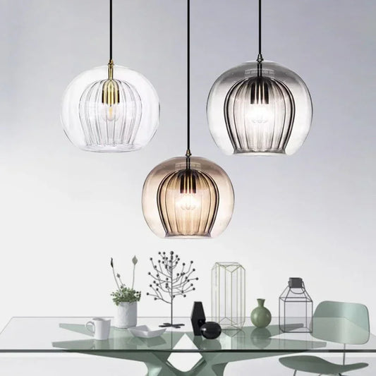 SphèreLuxe – Suspension Moderne en Verre pour Éclairage Élégant - Rynova