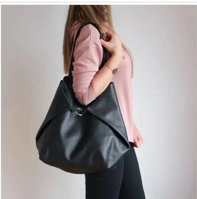 Tote Bag en Cuir Élégance - Style et Fonctionnalité - Rynova