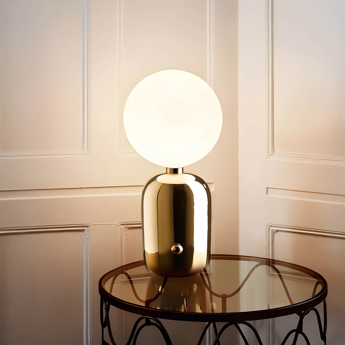 ÉclatLuxe – Lampe élégante et raffinée Rynova