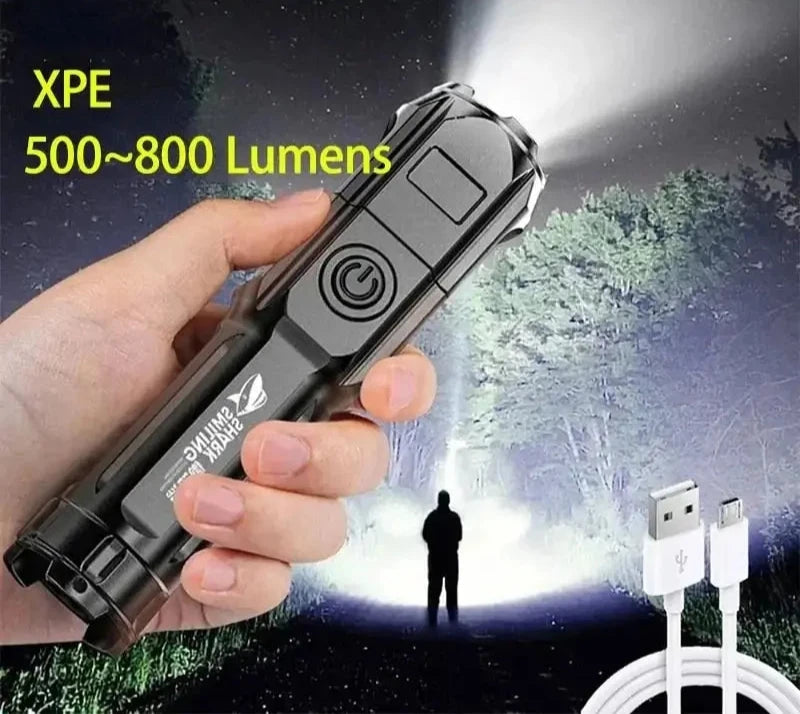 LumiTact - Lampe de Poche Tactique LED 4 Modes avec Zoom Télescopique, USB, Longue Portée et Éclairage Puissant pour Camping et Activités Extérieures - Rynova