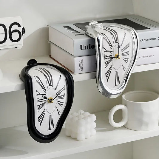 MeltHorloge – Horloge Surréaliste pour Intérieur Moderne - Rynova