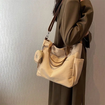 Sac à Dos Élégance Nylon – Sac Fourre-Tout Étanche pour Femmes - Rynova