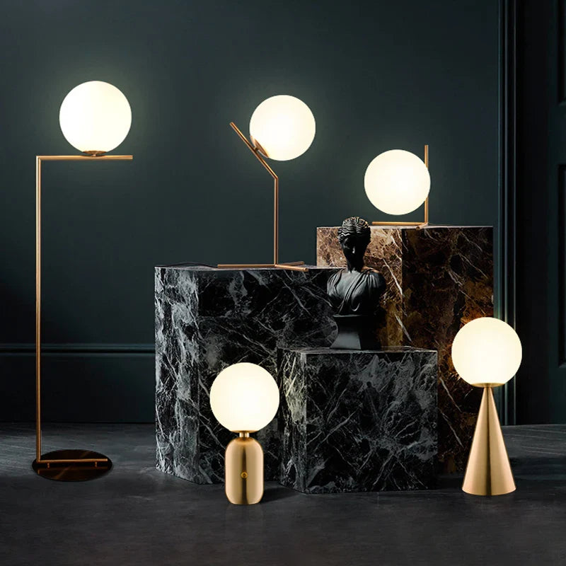 VerreLume – Lampe de Table en Verre Élégante pour Lecture et Décoration - Rynova