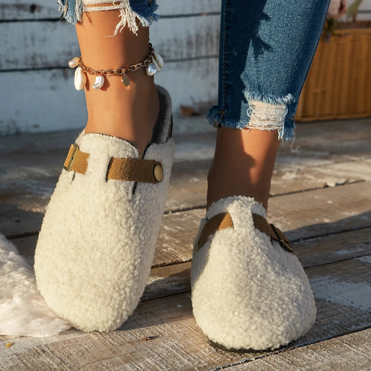 DouceChaleur - Chaussons Épais et Fluffy en Laine d'Agneau pour l'Hiver - Rynova