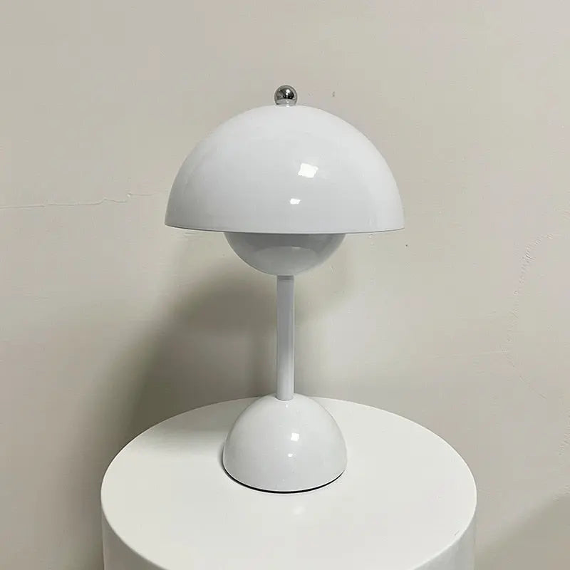 Lumière Élégante - Lampe de Table LED Bud pour Décoration Intérieure - Rynova