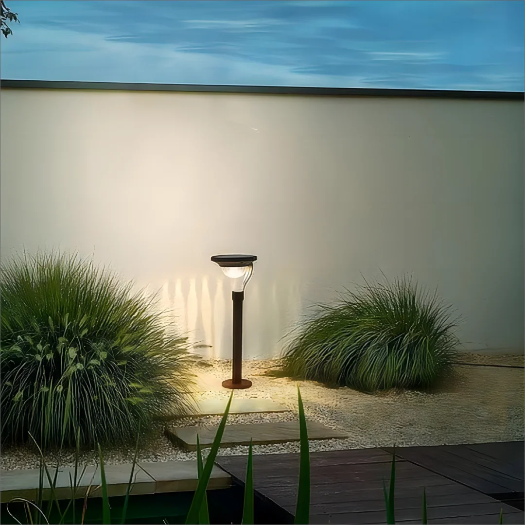 LumièreSolaire – Lampe Solaire Ultra Puissante pour Extérieur - Rynova