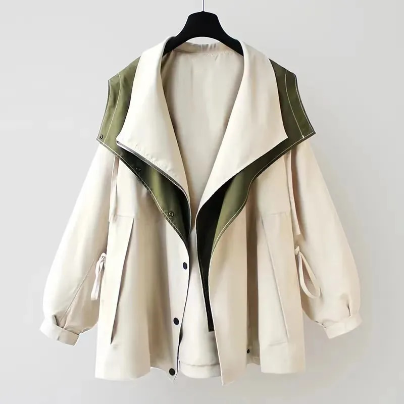 Amara Chic - Trenchcoat vert élégant pour femme en saison de transition - Rynova