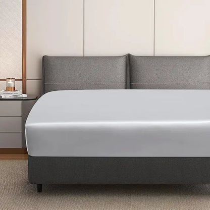 LuxeDouce - Housse de matelas satinée pour un sommeil apaisant - Rynova