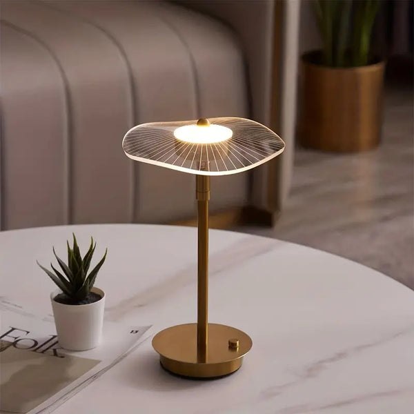 LumaNova - Lampe de Table LED Moderne Éco-Énergétique - Rynova