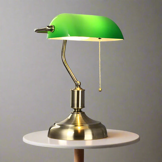 LumiVerre - Lampe de Table en Verre Européenne Élégante - Rynova