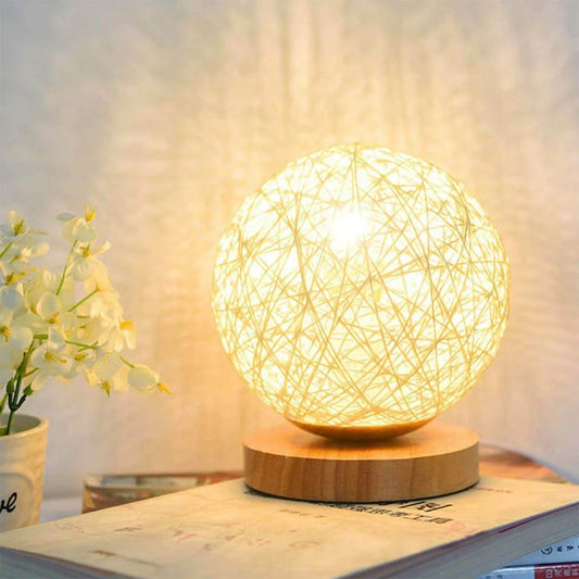 LumiTissé - Lampe de Table LED en Rattan Artisanale et Dimmable - Rynova