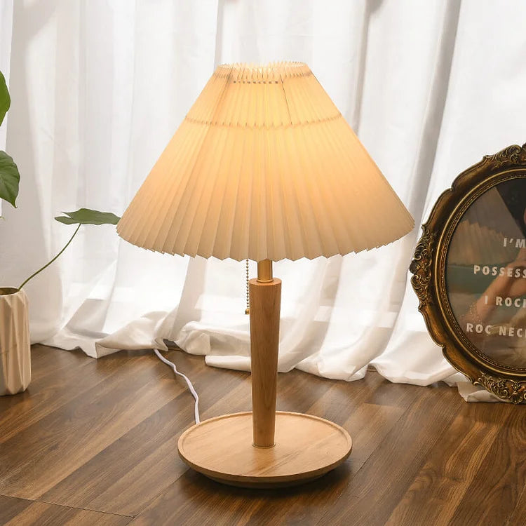 RétroBois – Lampe Plissée en Bois pour Ambiance Nostalgique - Rynova