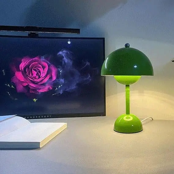 Lumière Élégante - Lampe de Table LED Bud pour Décoration Intérieure - Rynova